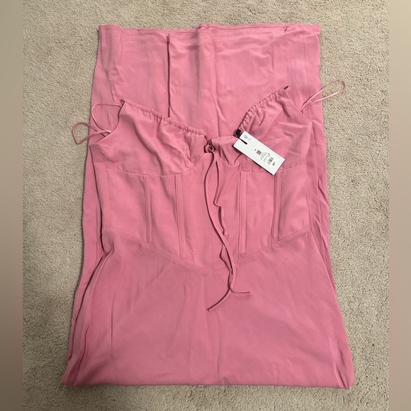 Dynamite pink corset linen blend dress - Picture 4 of 5